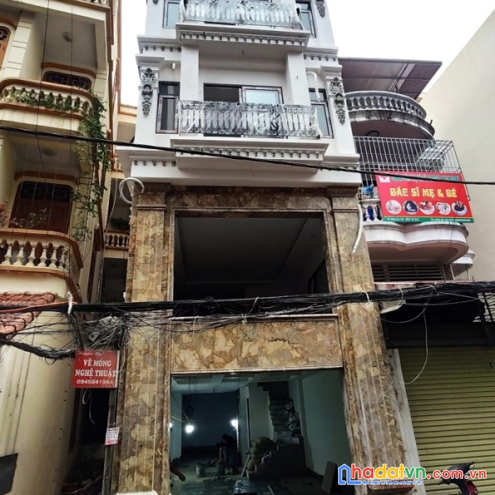 Bán nhà phố nguyễn sơn quận long biên  73m2 8 tầng giá 18,5 tỷ  ngõ thông 2 oto tránh nhau