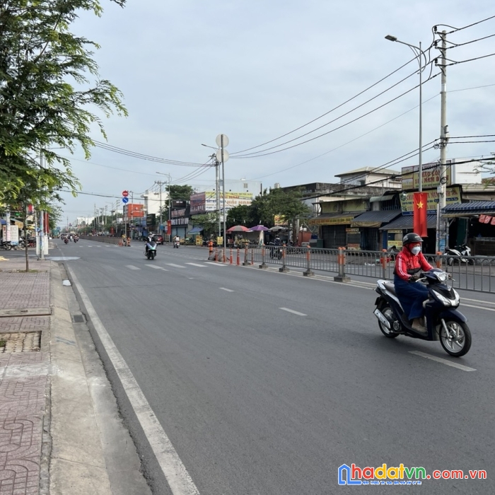 Mặt tiền tô ký tân xuân hóc môn, diện tích 8x28, giá chỉ  nhỉnh 20 tỷ