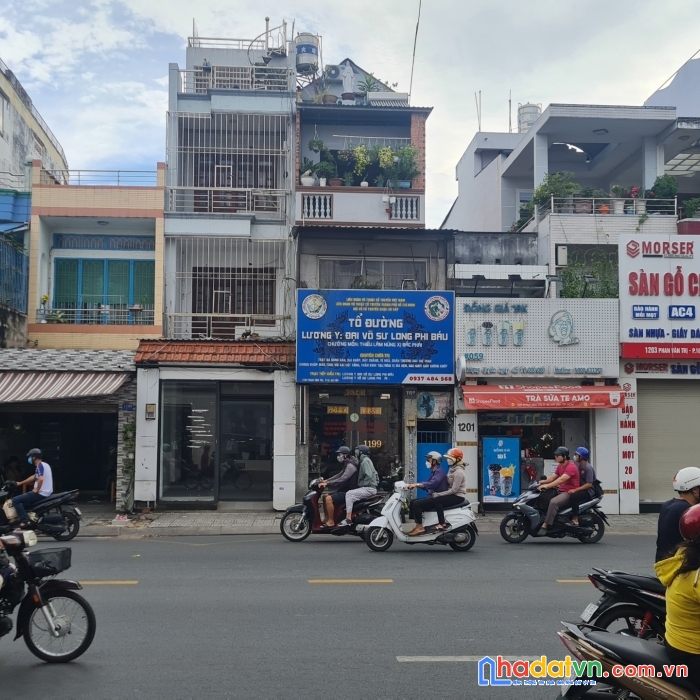 Bán nhà mt phan văn trị ,p.10, q.gò vấp