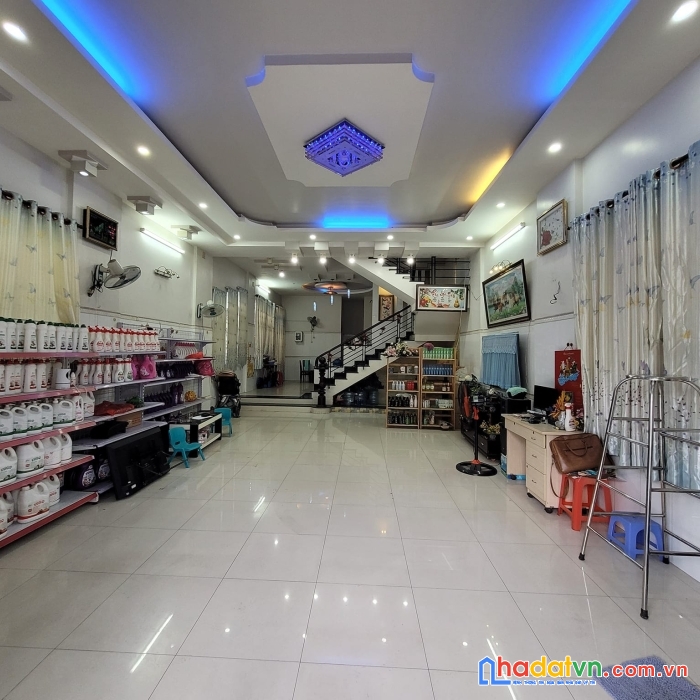 Bán nhà gần đ.vườn lài dtcn 120m 6x20 an phú đông
