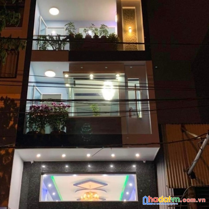 Nhà mặt tiền nguyễn hữu thọ 6 tầng sang trọng đẳng cấp