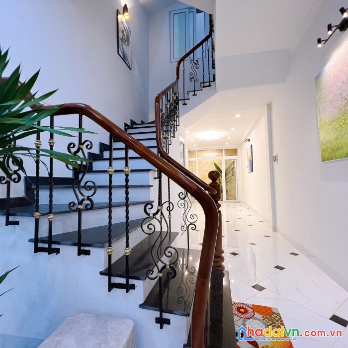 Nhà khương hạ vũ tông phan thanh xuân 49m 4 tầng ngõ thông 2 thoáng 40m ra ô tô gần hồ chỉ 5.1 tỷ
