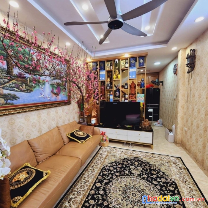 Phương mai, đống đa, nhà đẹp, nội thất xịn xò, vài bước ra ô tô tránh, chỉ 3.2 tỷ