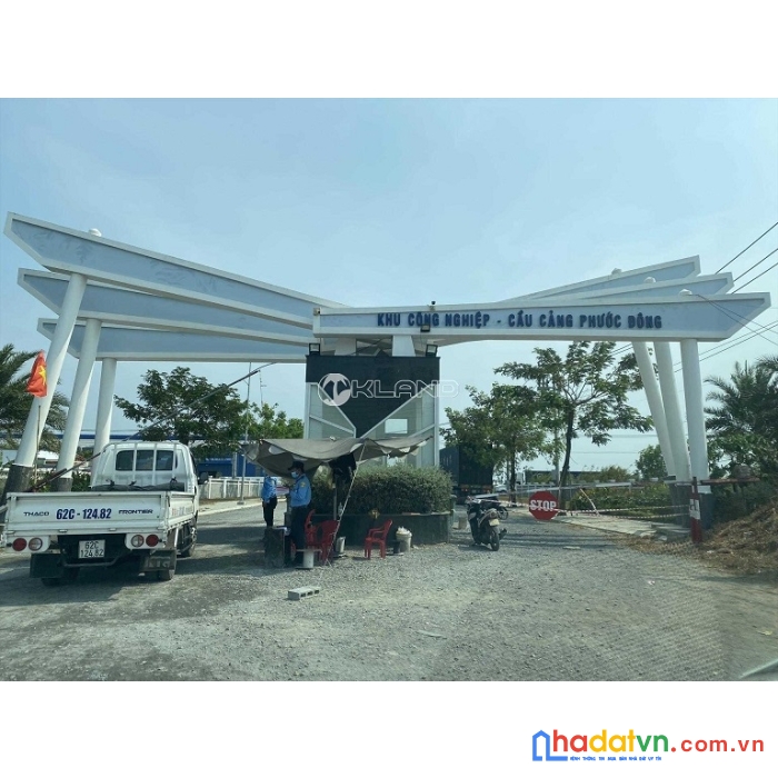Chính chủ cần bán hoặc cho thuê đất mặt tiền 826b đối diện kcn cầu cảng phước đông