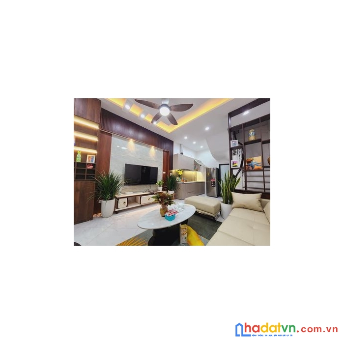 Nhà ngô gia tự, 50m, 4 tầng, lô góc, giá nhỉnh 3 tỷ
