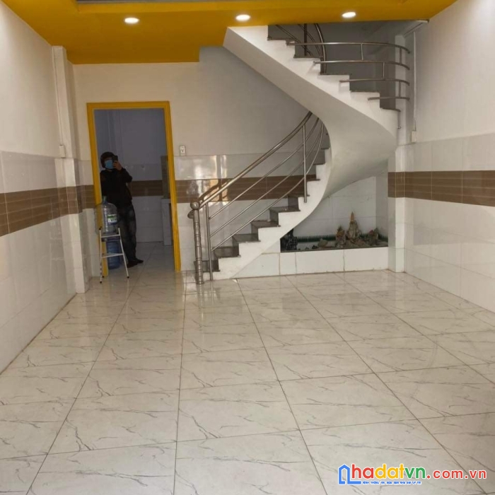 Giá cực hấp dẫn, liên hệ chốt ngay, nhà hxt lê văn quới, p. btđ, q. bt