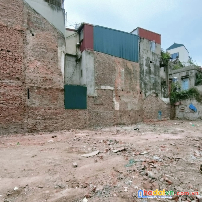 Bán lô đất 530m2 mặt tiền 23m trung tâm quận đống đa