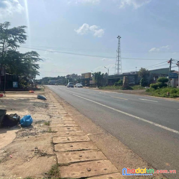 Bán đất cách quốc lộ 14 chỉ 200m tại xã đức mạnh, dăk mil, đắk nông