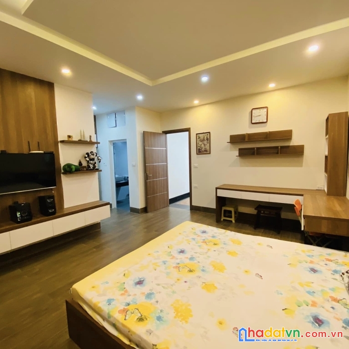 Nhà đẹp ngõ 73 nguyễn trãi kinh doanh ô tô tránh gara