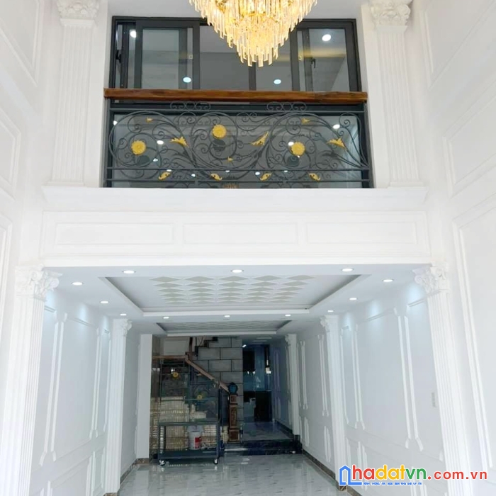 Nhà mới 4 tầng mặt tiền phạm thế hiển p3q8 - giá: 19.6 tỷ tl