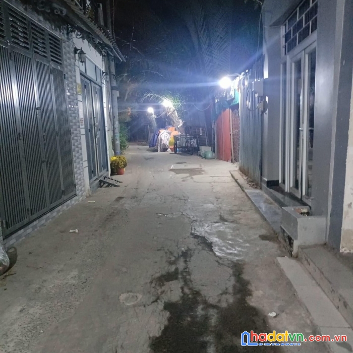 Bán nhà c4 lê văn lương tân hưng quận 7. dt 4x15. nhỉnh 4 tỷ. shr-thu nhập 10tr-tháng-tiện xây mới