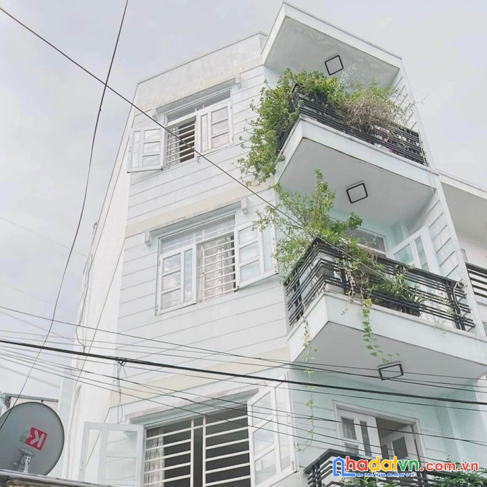 Bán nhà ngang hơn 5m hxh huỳnh tấn phát - gần cầu tân thuận - giá chỉ 4,95 tỷ - quận 7.