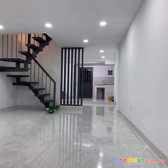 Hiếm bán rất gấp nhà shr ngã tư bảy hiền p4 tân bình 4 tỷ 95 tl