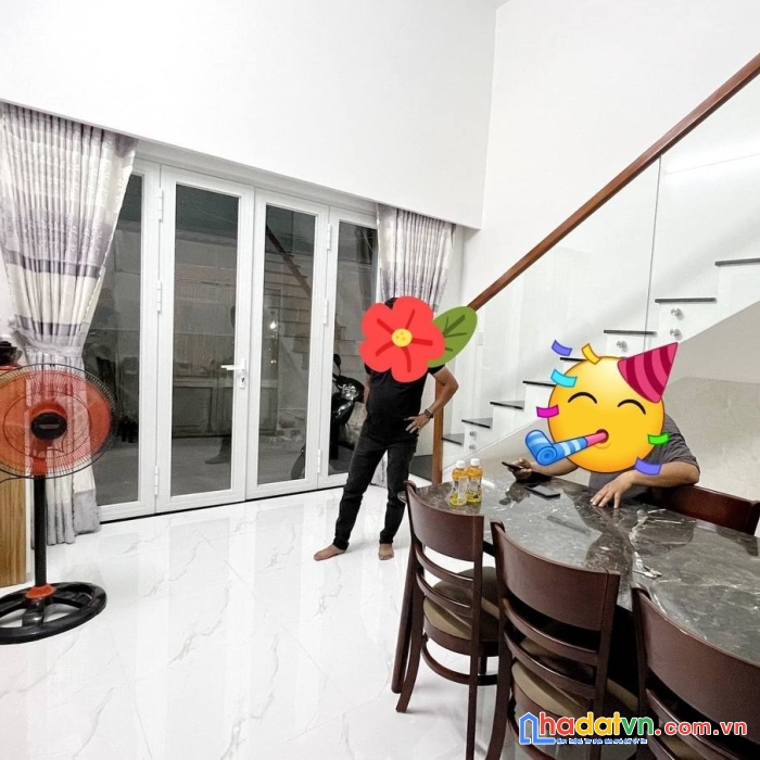 Bán nhà 2 tầng đường trần tấn, hẻm xe hơi, 40m2 chỉ 4.3 tỷ