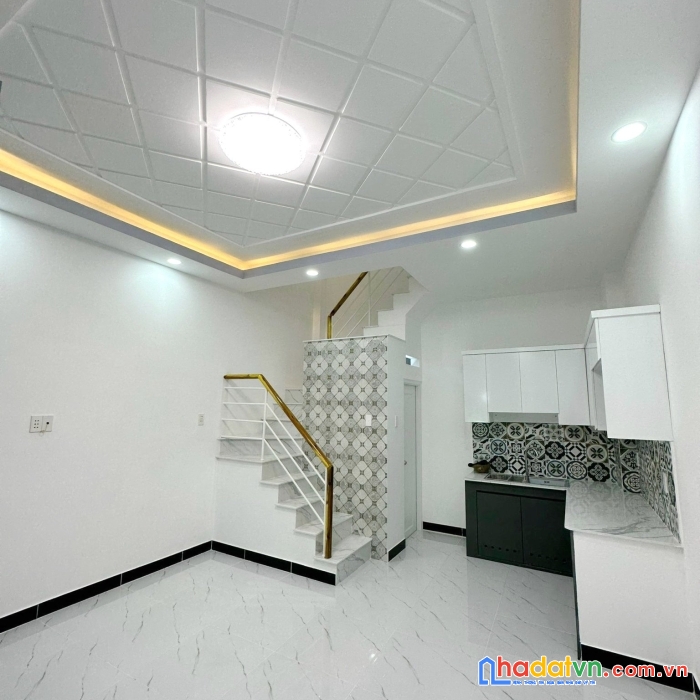 Nhà mới 3 tầng sát mt hưng phú phường 9 quận 8 giá 4 tỷ230 tl