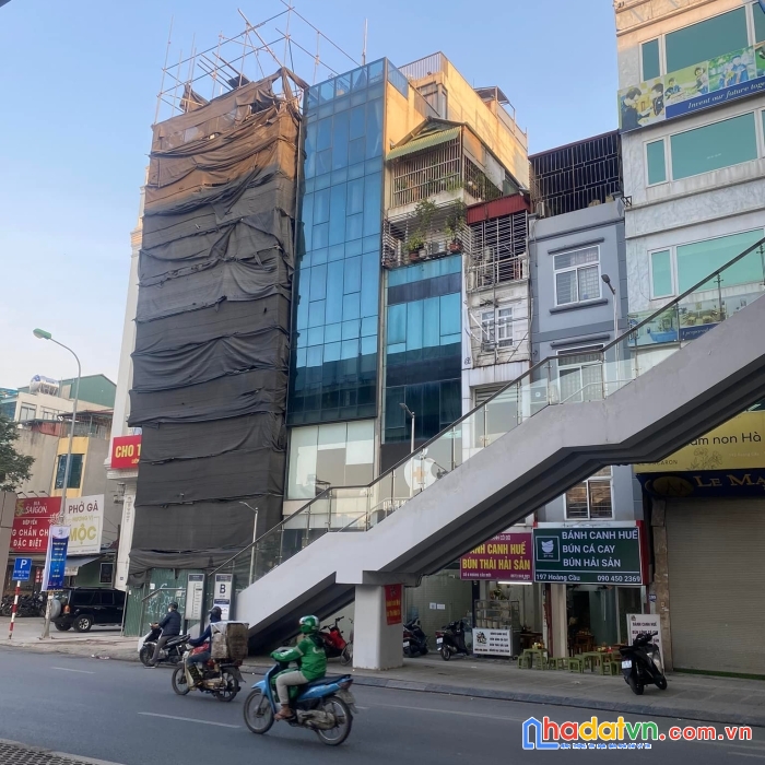Bán nhà mp hoàng cầu đống đa, 75m, mt5m, 6t, hầm thang máy, kinh doanh đỉnh, 23 tỷ. 0937651883