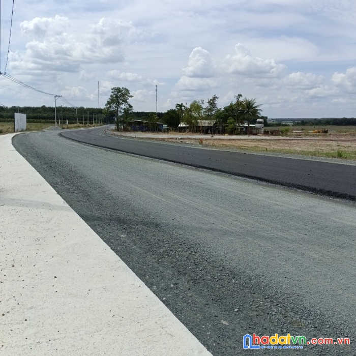 Đầu năm mớí cần bán gấp 500m2 giá 400 