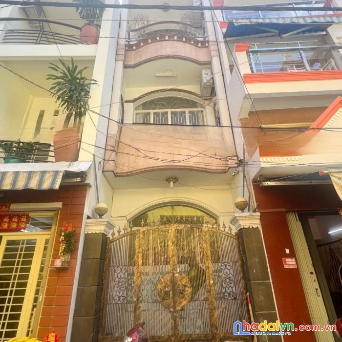 Nhà 4 tầng 2 mặt hẻm xe hơi gần đường ngô quyền p8q10