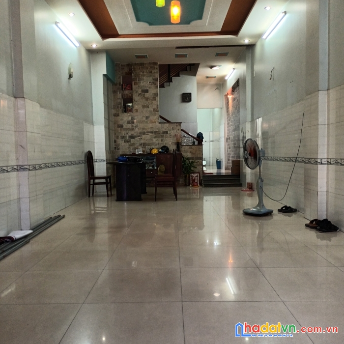 Kẹt ngân hàng bán gấp nhà mặt tiền đường tân hòa đông 96m2 chỉ 8ty7 thuong lượng
