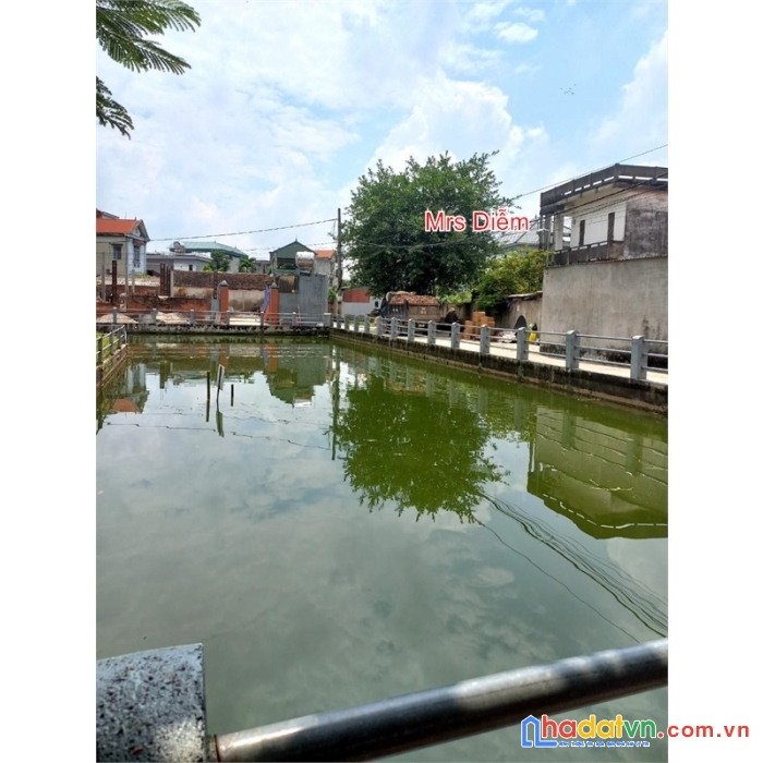 Nhỉnh 1 tỷ, mrs diễm cần bán 65.8m đất đẹp ngay tại cổ miếu, thụy lâm, đông anh.