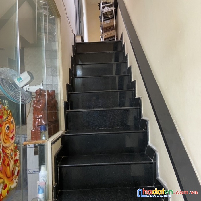 Bán nhà liên khu 5-6 bình tân – chỉ nhỉnh 2 tỷ có nhà diện tích chuẩn 50m2 hxh gần mặt tiền đường