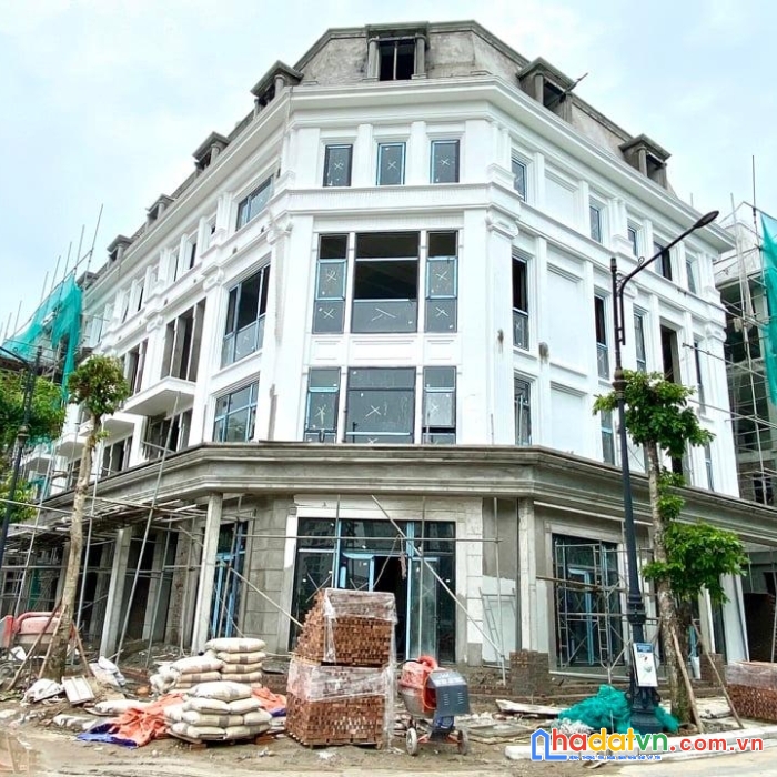 Bán nhàshop house - lô góc - đẳng cấp - louis city tân mai