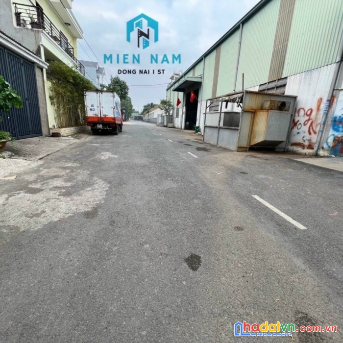 Cho thuê nhà xưởng , kho nhỏ 750m2. p. trảng dài. tp biên hoà.