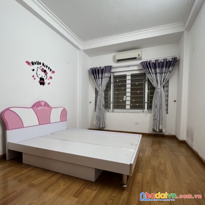 Đống đa, nhà phù hợp dọn sửa, dân xây, 5 tầng nguyên bản, ngõ thông