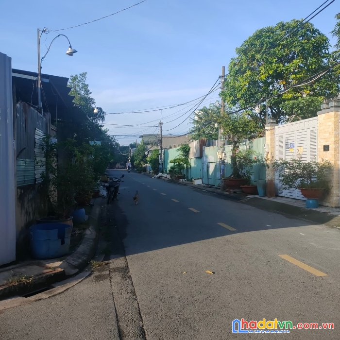 Đất mt 1500m, full thổ cư, xã thới tam thôn hocmon, chỉ 22tr.m