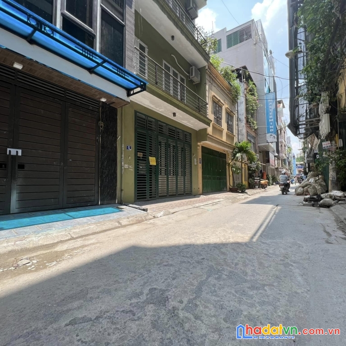 Bán nhà phân lô phố trung kính - trung hòa. dt 85m. giá 29 tỷ