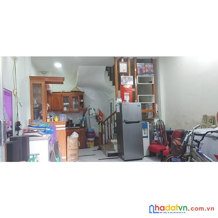 Bán nhà nguyễn chính dt32m2 x5t,ngõ oto,3,2 tỷ,mới