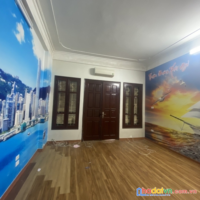 Bán nhà ngọc thụy 85mx5t mt 8m gara ôtô, thông, kinh doanh