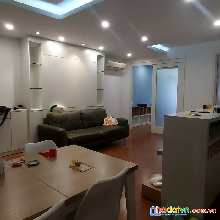 Hơn 2 tỷ có ngay hộ khẩu ba đình - tặng full nội thất - cách hồ tây 5 phút đi bộ - xung quanh tiện