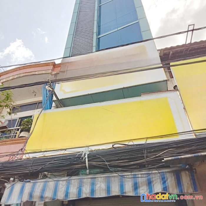 Nhà cho thuê nc mặt tiền đặng chất p2,q8. giá: 30triệu/tháng