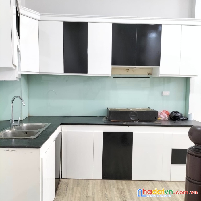 Bán nhà đẹp kim mã ba đình 42m 4tầng lô góc khu dân trí cao 4.75 tỷ