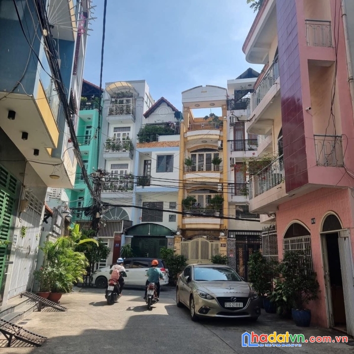 Bán gấp nhà mặt tiền 5 tầng đường nguyễn kim quận 10 - khu vực kinh doanh sầm uất không có nhà bán.