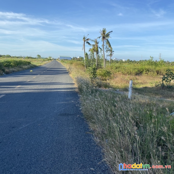 Hot hot sở hữu ngay lô đất mặt tiền vị trí đẹp tại bình đại-bến tre