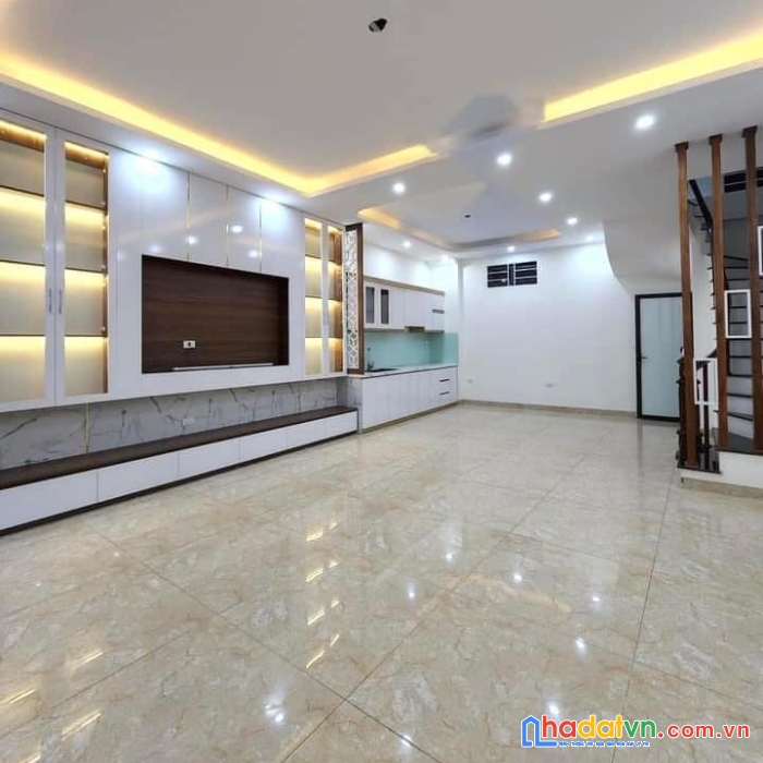 Bán nhà trương định dt 55m2 x5t,ngõ rộng,oto đỗ gần,giá nhỉnh 5 tỷ,mới,ở luôn