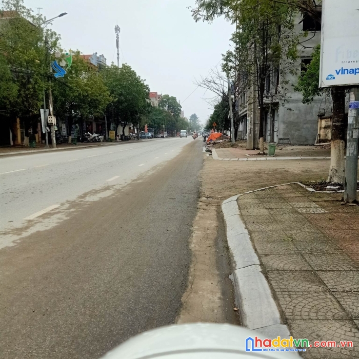 Em bán duy nhất 1 lô đất mặt âu cơ, tt hồ, thuận thành, bắc ninh, giá giảm còn 5,4 tỷ