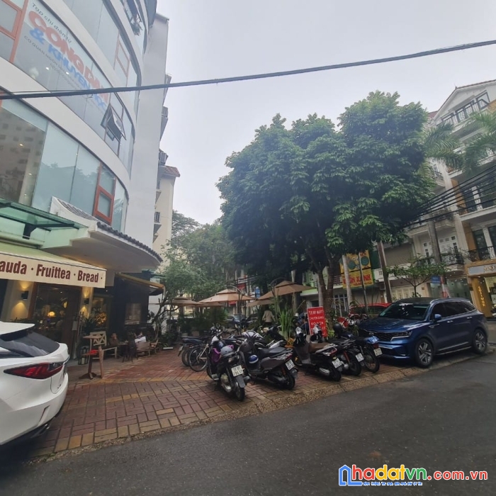 Nhà vip phố đỗ quang, cầu giấy, 72m2, 7 tầng, mt: 5,2m, kd đẳng cấp, cc bán gấp tháng này