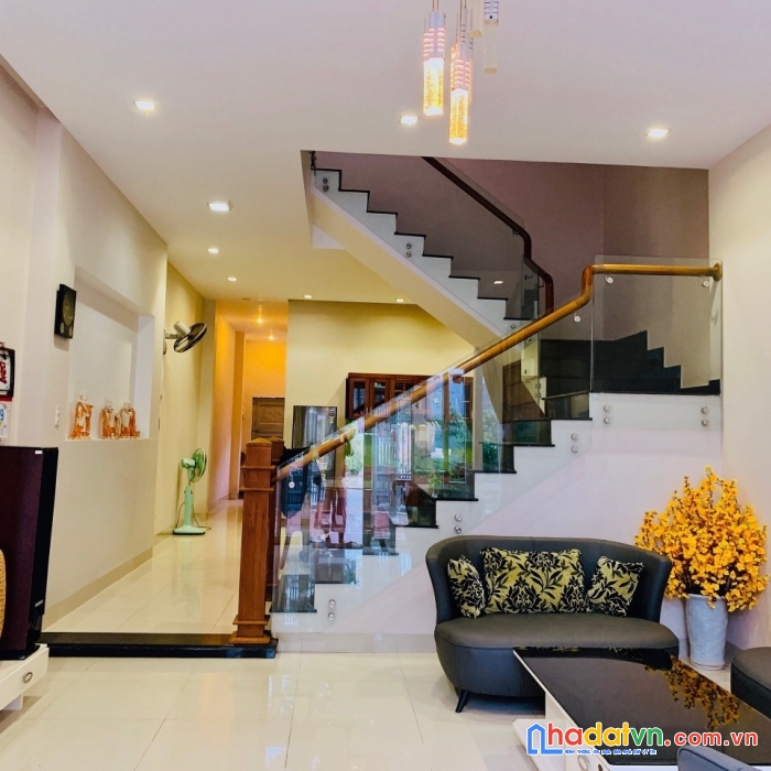 Nhà cho thuê 3 phòng ngủ khu vực tân trà đà nẵng