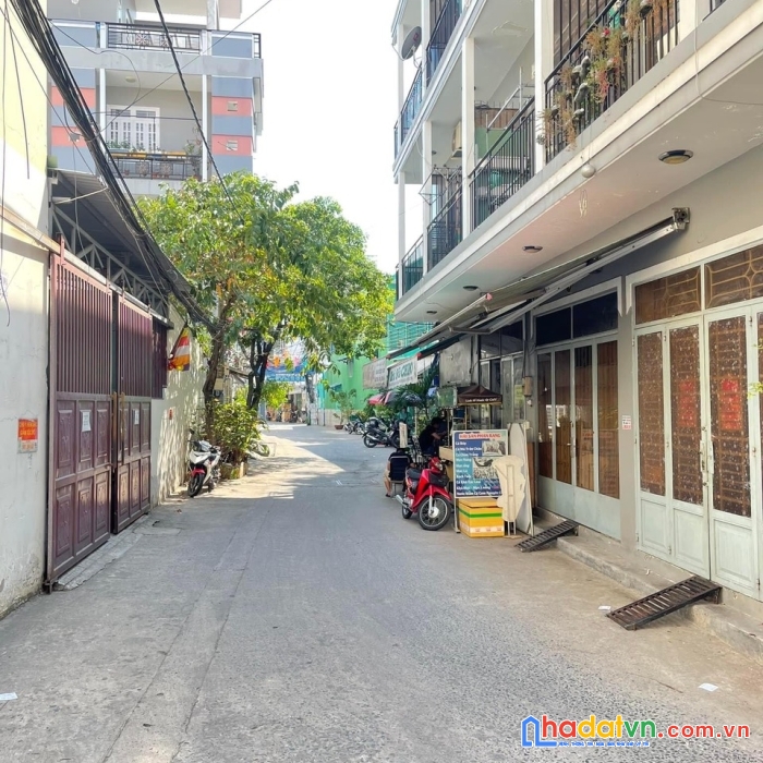 Bán nhà hxh lý phục man bình thuận quận 7. dt 5x16. 4 tầng 4pn. chỉ 15 tỷ. shr-btct-có gara ô tô