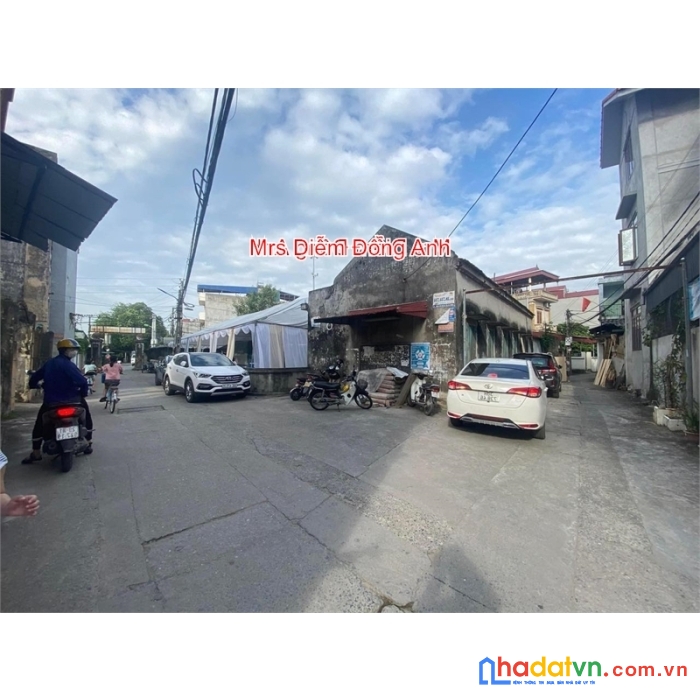 3.5 tỷ, mrs diễm cần bán gấp căn nhà 3 tầng, lô góc ngay chợ mai hiên, mai lâm, đông anh.