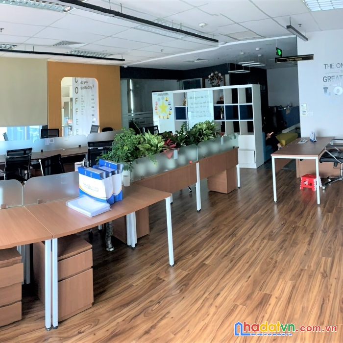 Discovery complex 302 cầu giấy cho thuê văn phòng cao cấp diện tích 100m2, 200m2, 300m2, 600m2