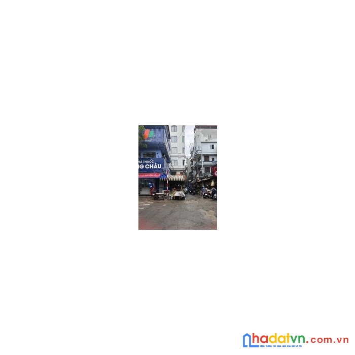 Bán nhà 4 tầng, 30m, phố thái thịnh, quận đống đa, ngõ rộng,  cách ô tô qua 10m, kinh doanh, văn