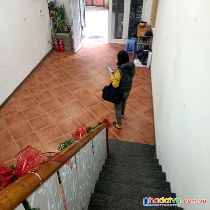 Cho thuê nhà yên lạc, 60mx4 . giá 21tr tháng.