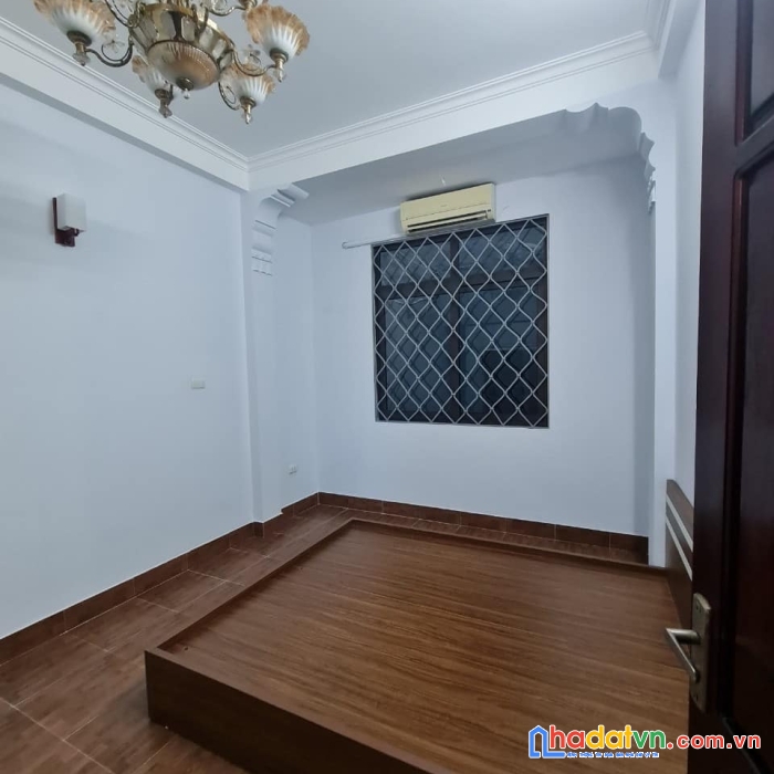 Cực hiếm bán ccmn quan hoa, cầu giấy 100m chỉ 6,x tỷ