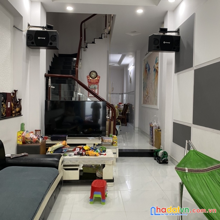 Cần bán nhà mới đẹp đường thích quảng đức, phường 5, quận phú nhuận, tp. hồ chí minh.