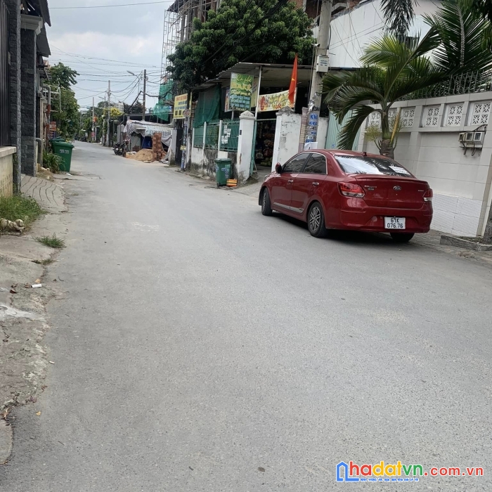 Bán nhà 5 x 20 hẻm xe hơi sát mt thạnh lộc q12 - 4 tỷ1