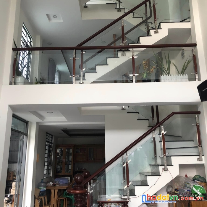 Bán nhà lô góc ở ngay 200m hẻm 442.2x an phú đông - ql1a